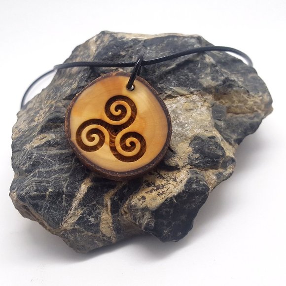 Celtic Triskelion Wooden Pendant Necklace - Picture 1 of 5